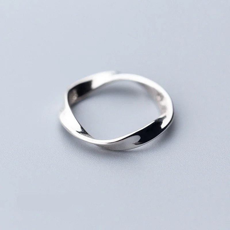 luxury wedding rings -Spin Wave Ring