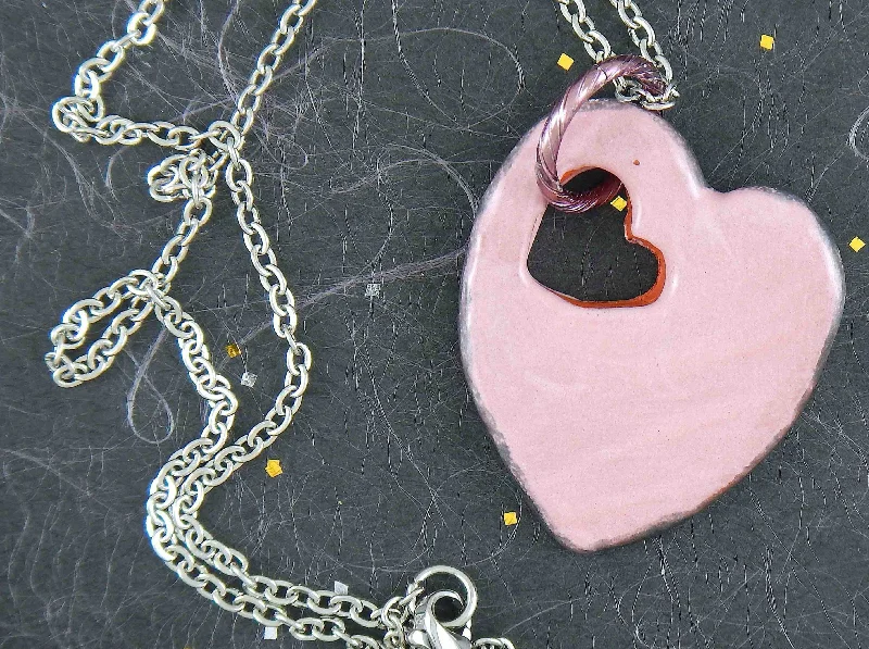 minimalistic gold necklaces for women -17-inch necklace with pink heart ceramic pendant handmade in Montreal, stainless steel chain