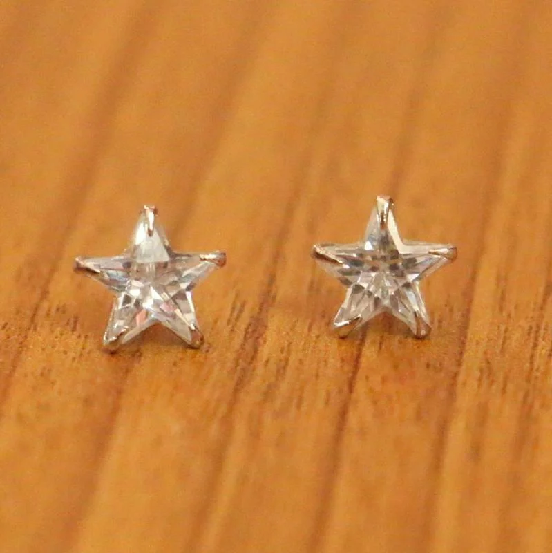 luxury diamond earrings for women -White studs