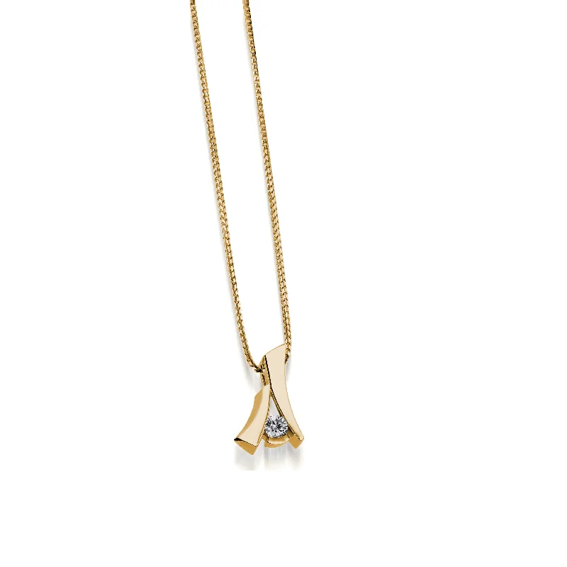 vintage pendant necklaces for women -Oyster Petite Diamond Pendant Necklace